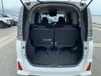 Toyota VOXY 2016