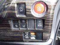 Toyota NOAH 2016