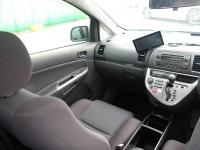 Toyota WISH 2003