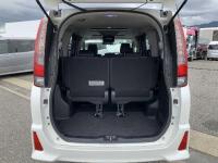 Toyota NOAH 2015