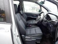 Toyota NOAH 2015