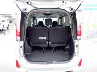 Toyota NOAH 2015
