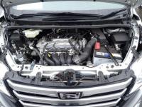 Toyota NOAH 2015