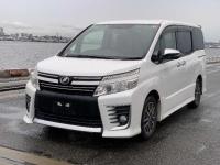 Toyota VOXY 2015