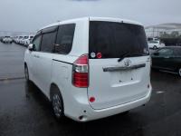 Toyota NOAH 2010