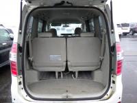 Toyota NOAH 2010