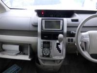 Toyota NOAH 2010