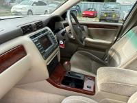 Toyota CROWN 2001