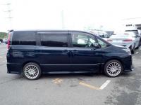 Toyota NOAH 2017