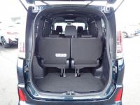 Toyota NOAH 2017
