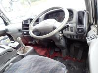 MITSUBISHI FUSO FIGHTER 2003