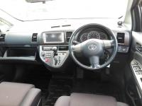 Toyota WISH 2005