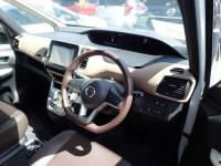 Nissan SERENA 2019