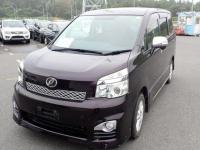 Toyota VOXY 2014