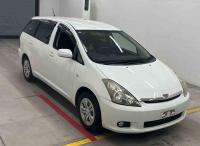 Toyota WISH 2005