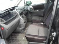 Toyota NOAH 2009