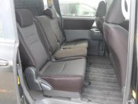 Toyota NOAH 2009