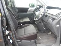 Toyota NOAH 2009