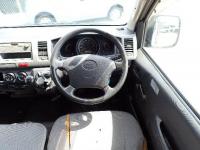 Toyota HIACE VAN 2005