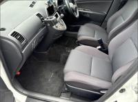 Toyota WISH 2003