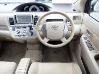 Toyota RAUM 2007