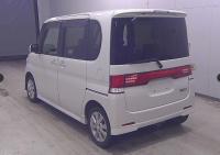 Daihatsu TANTO 2010