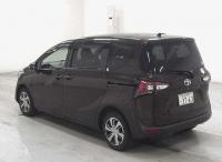 Toyota SIENTA 2021