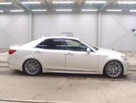 Toyota CROWN 2015