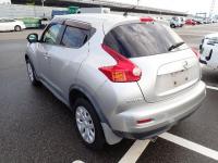 Nissan JUKE 2011