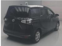 Toyota SIENTA 2021