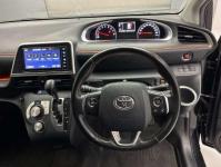 Toyota SIENTA 2021