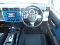 Toyota FJ CRUISER 2012