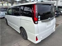 Toyota NOAH 2016