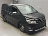 Toyota VOXY 2016